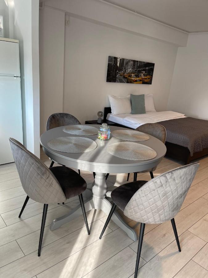 Welcome To Bucharest Airport Residences & Therme-Self Check-In Otopeni Eksteriør bilde