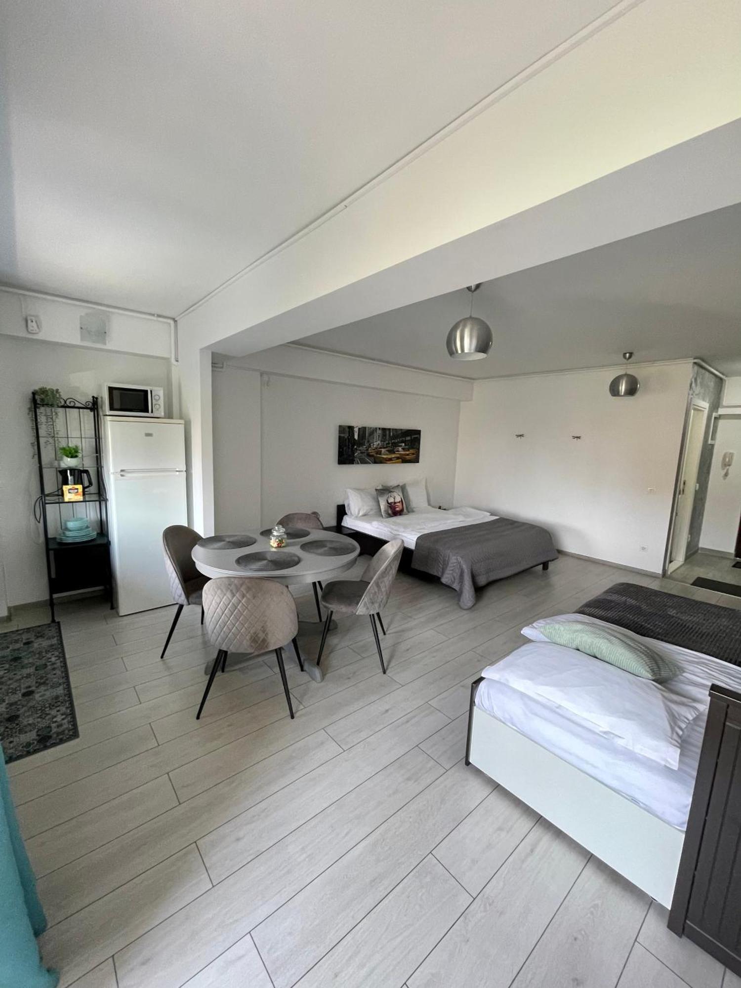 Welcome To Bucharest Airport Residences & Therme-Self Check-In Otopeni Eksteriør bilde